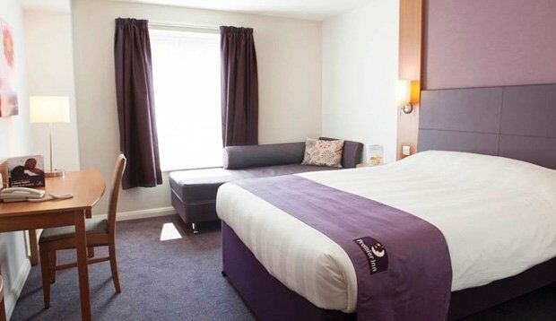 Premier Inn Ebbw Vale Extérieur photo